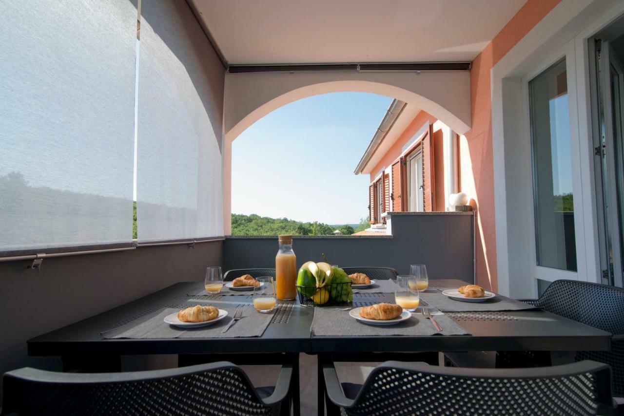 Apartments Eli Labin (Istria) Exterior foto